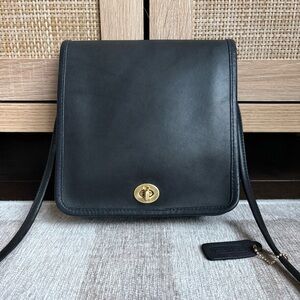 COACH Vintage Compact Pouch Black Leather Crossbody Shoulder Bag 9620 **READ**